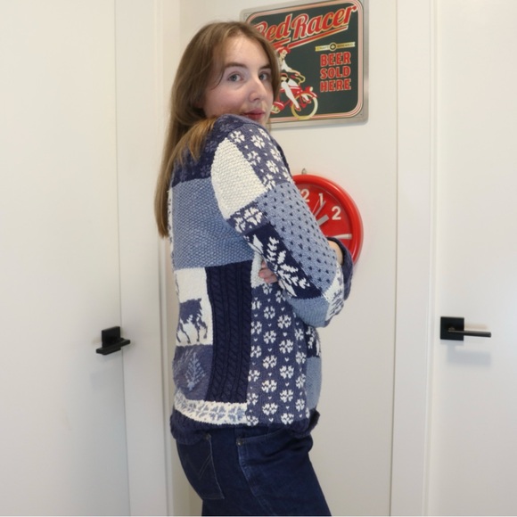 Vintage 2000s Hand Knit Winter Knit - Picture 3 of 5